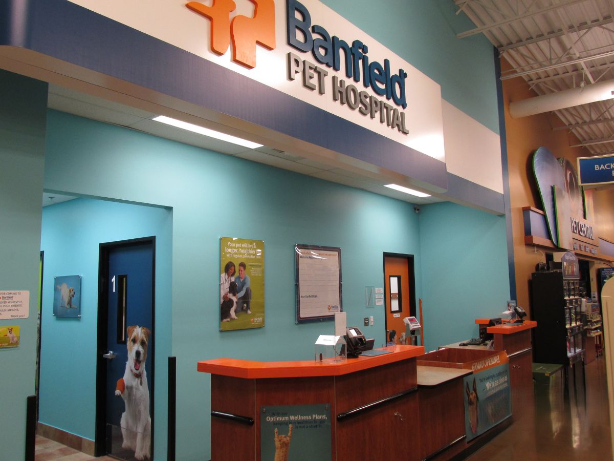 The front desk at the Sanford Banfield hospital