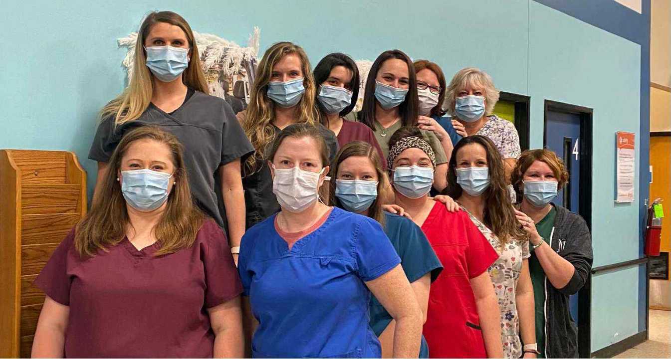 A group of Banfield Associates at the Banfield Pet Hospital