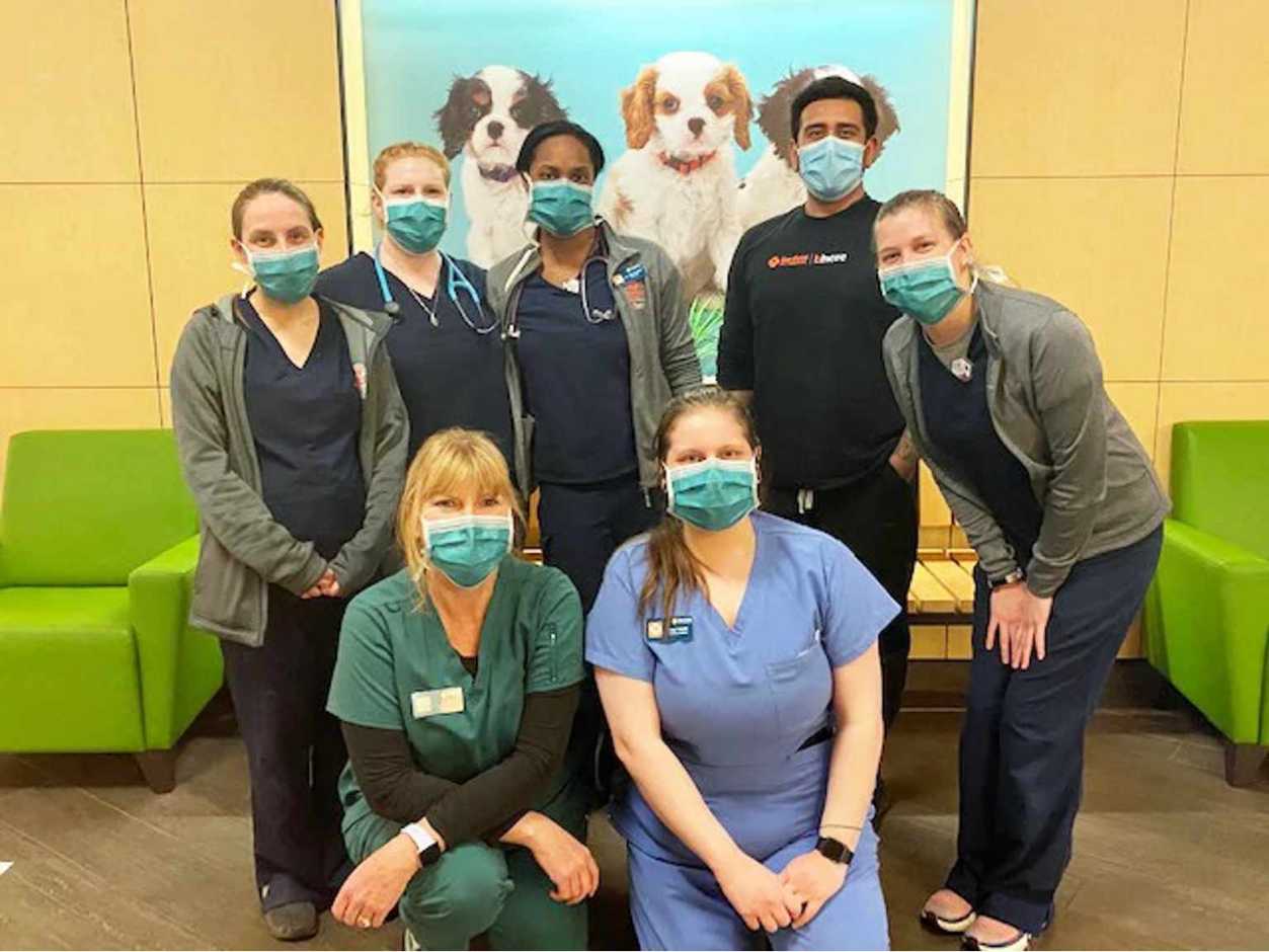 A group of Banfield Associates at the Banfield Pet Hospital